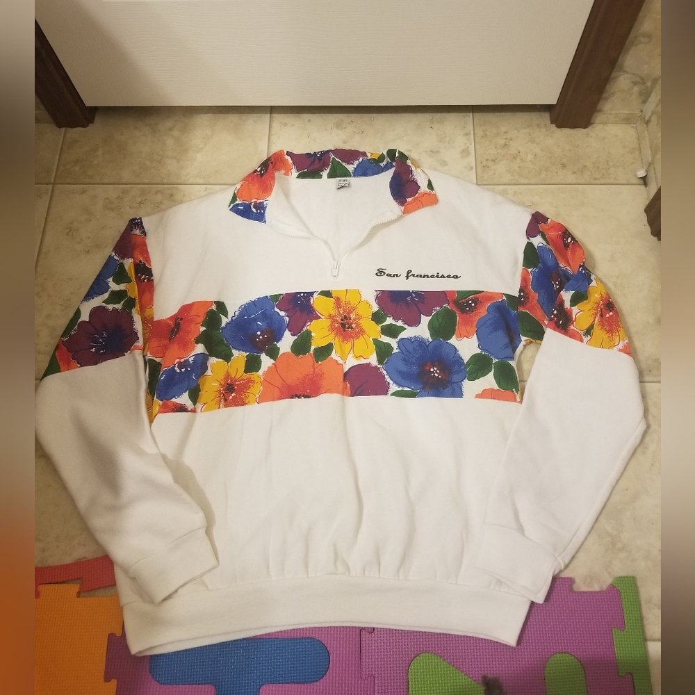 xL Jacqe vintage white floral patchwork san Francisco sweatshirt